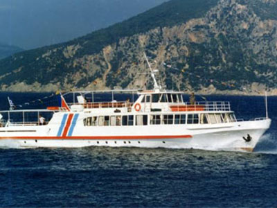 Μηχανική βλάβη σε τουριστικό πλοίο στην Ιεράπετρα