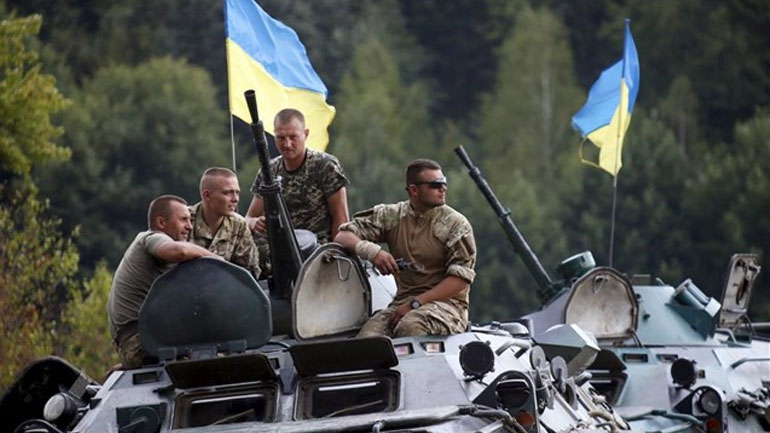 Ε.Ε.: Η αναζωπύρωση της βίας στην Ουκρανία παραβιάζει τη συμφωνία του Μινσκ