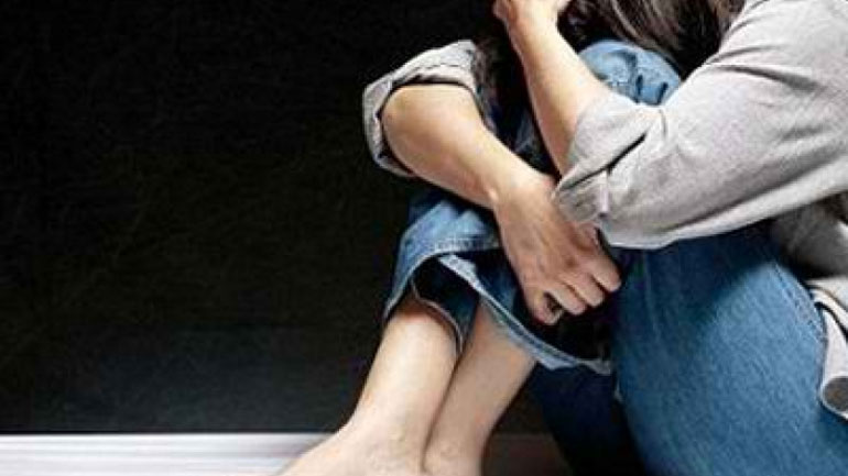 Γαλλία: Στοιχεία σοκ – 33 βιασμοί καταγγέλλονται κάθε μέρα