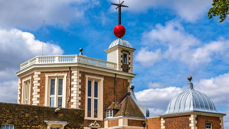 Γιατί «μετατοπίστηκε» ο πρώτος μεσημβρινός του Γκρήνουιτς