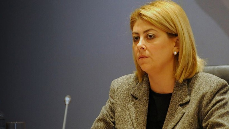 Διευκρινίσεις για την αποπομπή Σαββαΐδου θέλει η Κομισιόν