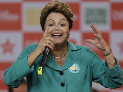 Βραζιλία: Η Ρούσεφ προηγείται τουλάχιστον έξι μονάδες του αντιπάλου της Νέβες