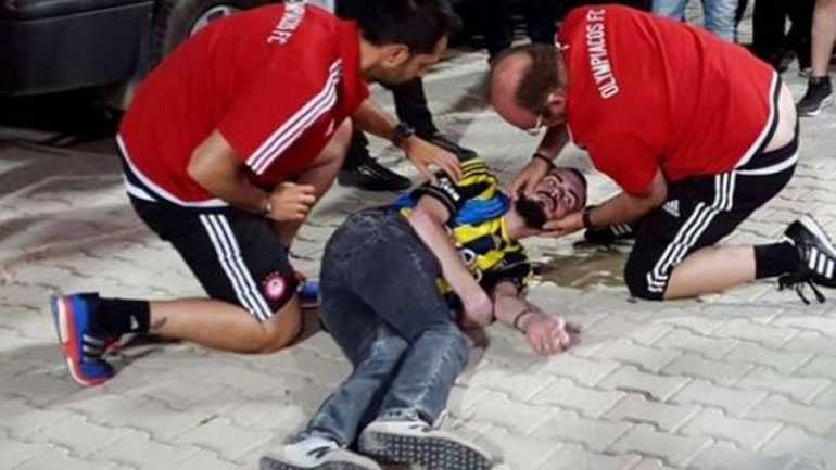 Το ιατρικό επιτελείο του Ολυμπιακού έσωσε Τούρκο φίλαθλο