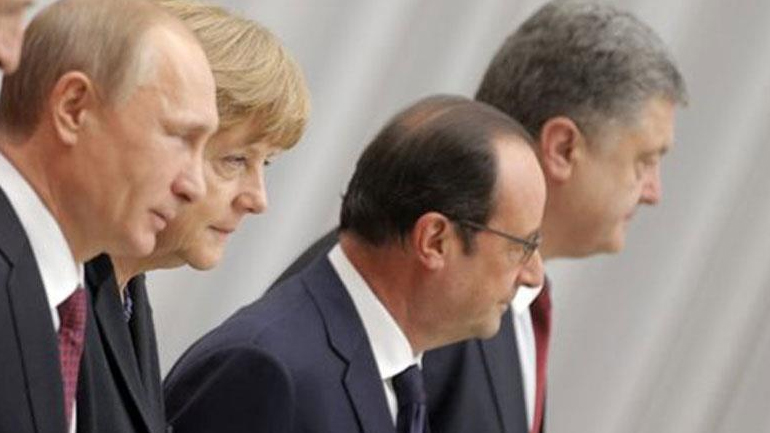 Στο τραπέζι Ποροσένκο, Πούτιν, Ολάντ και Μέρκελ για την ουκρανική εκεχειρία