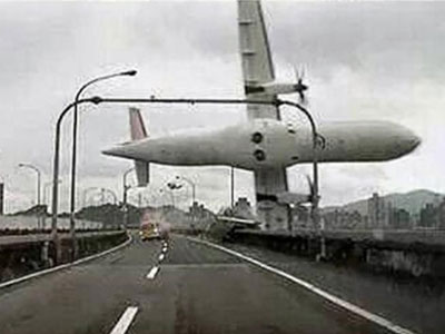 Στους 25 οι νεκροί επιβάτες αεροσκάφους της TransAsia