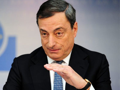 «Φρένο» στις τράπεζες από τον Ντράγκι