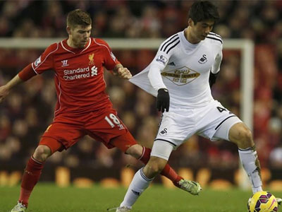 Αγγλία: Η Λίβερπουλ συνέτριψε με 4-1 τη Σουόνσι