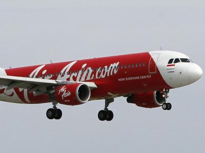 Καπνός σε νησί εντοπίστηκε κατά τις έρευνες για τη χαμένη πτήση της AirAsia Καπνός σε νησί εντοπίστηκε κατά τις έρευνες για τη χαμένη πτήση της AirAsia