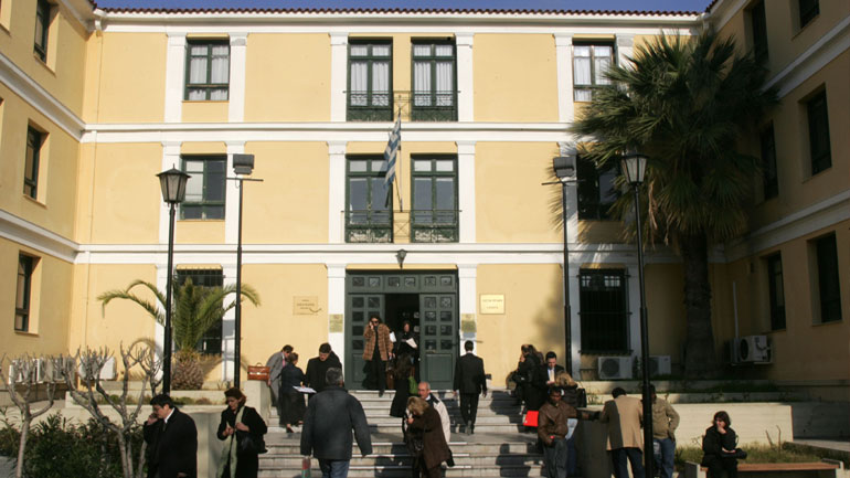 Τηλεφώνημα για τοποθέτηση βoμβών στην Ευελπίδων