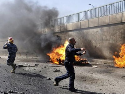 Ιράκ: Επίθεση βομβιστή-καμικάζι με δέκα νεκρούς