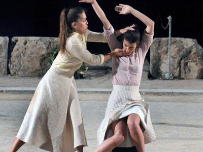 Καταχειροκροτήθηκε η «Ελένη» στην Επίδαυρο