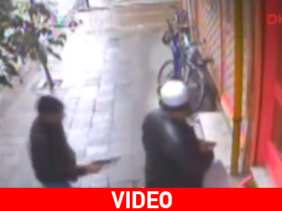 Η στιγμή της δολοφονίας Ουζμπέκου θρησκευτικού ηγέτη στην Κωνσταντινούπολη