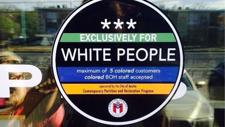 Τέξας: Αυτοκόλλητα σε καταστήματα επιτρέπουν την είσοδο «μόνο σε λευκούς»