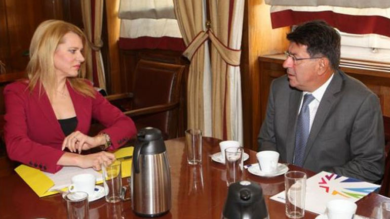 Θ. Τζάκρη: «Προτεραιότητά μας η απλοποίηση των διαδικασιών αδειοδότησης επιχειρήσεων»