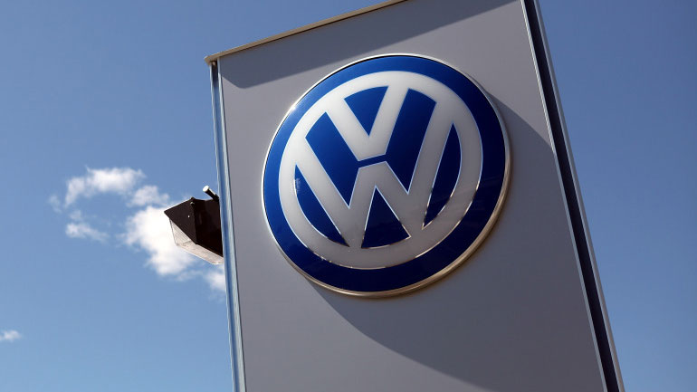 Moody’s: Αρνητικό το outlook της Volkswagen