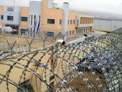 Φυλακές Δομοκού: Αιματηρή συμπλοκή με έναν νεκρό κρατούμενο