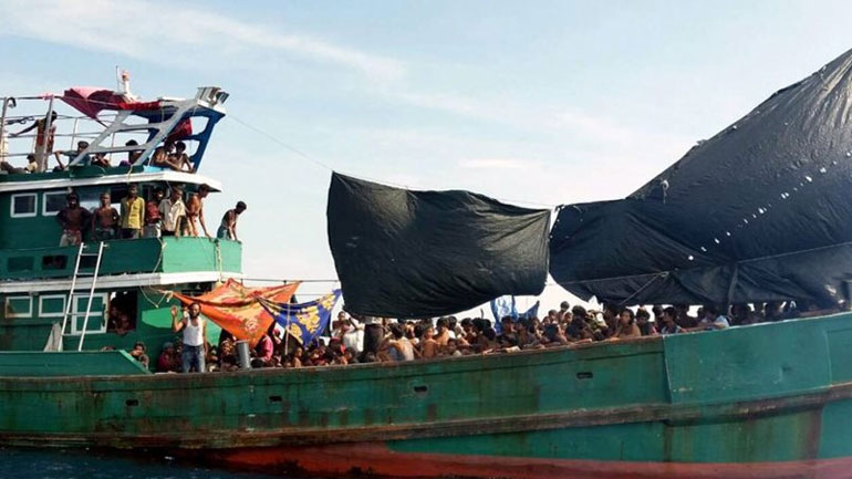 Ινδονησία: Θαλάσσιες επιχειρήσεις για τη διάσωση μεταναστών