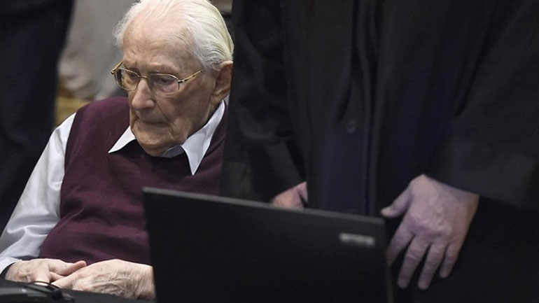 Γερμανία: Τέσσερα χρόνια φυλακή για τον γηραιό «λογιστή του Άουσβιτς»