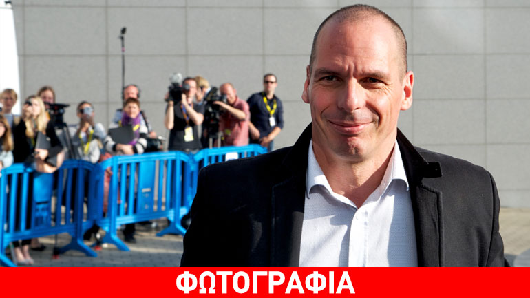 Η γραβάτα που εντυπωσίασε τον Βαρουφάκη