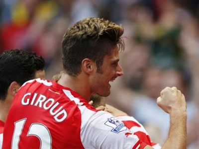 Ανανέωσε ο Ζιρού στην Άρσεναλ