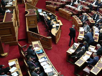 Σε ονομαστική ψηφοφορία οι τροπολογίες για τα «κόκκινα» δάνεια και τον ΕΝΦΙΑ