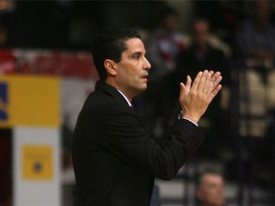 Σφαιρόπουλος: Θα παίξουμε καλύτερα, κρατάμε χαμηλά τους τόνους