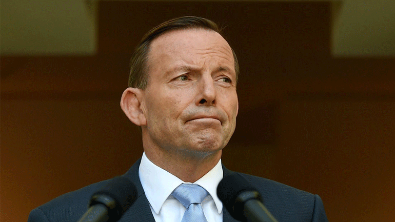 Αυστραλία: Με «τσουνάμι» μεταναστών απειλεί την Καμπέρα Ινδονήσιος υπουργός