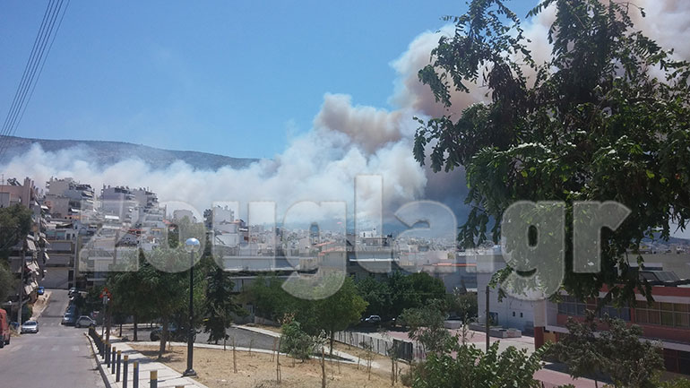 Φωτιά στον Βύρωνα