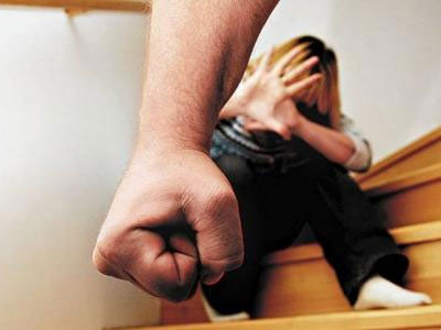 Αγρίνιο: Άγριος ξυλοδαρμός ανήλικης από 66χρονο