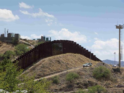 Ενίσχυση της Εθνοφρουράς στα σύνορα Τέξας-Μεξικού