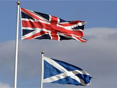 Observer: Στο 53% οι υπέρμαχοι της παραμονής της Σκωτίας στο Ην. Βασίλειο