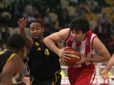 Στη Ναντέρ ο Κλαρκ