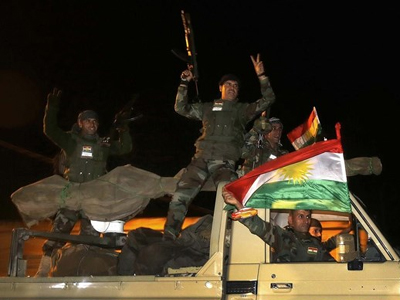 Πέρασαν στη Συρία οι Κούρδοι Πεσμεργκά Πέρασαν στη Συρία οι Κούρδοι Πεσμεργκά