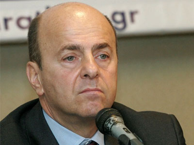 Έξαλλος ο Αλαφούζος!