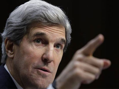 Κέρι: Εξετάζουμε αεροπορικές επιδρομές στο Ιράκ