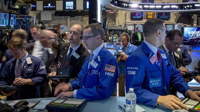 Διευρύνονται οι απώλειες στη Wall Street