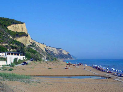 Επιβάτη του Norman Atlantic «δείχνει» το πτώμα γυναίκας που βρέθηκε στην Κέρκυρα