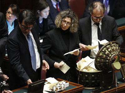 Iταλία: Άκαρπες και οι σημερινές δύο ψηφοφορίες για την εκλογή ΠτΔ