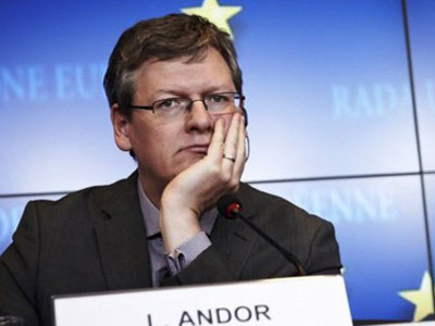 Καταδικάζει τις πολιτικές λιτότητας Επίτροπος της Κομισιόν