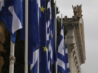 WSJ: Η συνοχή της Ευρωζώνης σε δοκιμασία μετά το αποτέλεσμα στην Ελλάδα