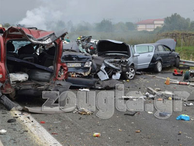 Η ανακοίνωση της Γ.Α.Δ. Θεσσαλονίκης για τη φονική καραμπόλα