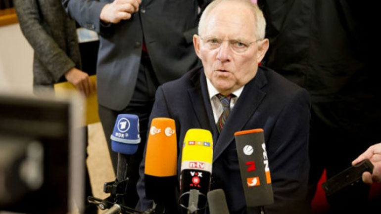 Σόιμπλε: Περιμένουμε αξιόπιστες προτάσεις από την Ελλάδα