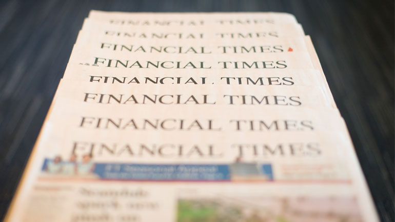 FT: Η ΕΚΤ θα ζητήσει από την ευρωζώνη να εγγυηθεί το ελληνικό χρέος