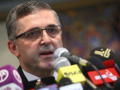 Συρία: «Οι ΗΠΑ χρειάζονται την άδειά μας για να κάνουν επιδρομές»