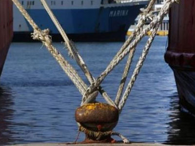 ΠΝΟ: «Ο υπουργός Ναυτιλίας βρήκε εξιλαστήριο θύμα τη ΝΕΛ»