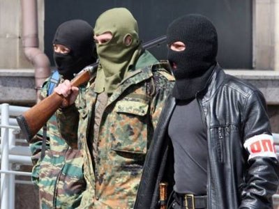 Ρωσόφωνοι καταγγέλλουν ότι έσπασε η εκεχειρία στην Ουκρανία Ρωσόφωνοι καταγγέλλουν ότι έσπασε η εκεχειρία στην Ουκρανία