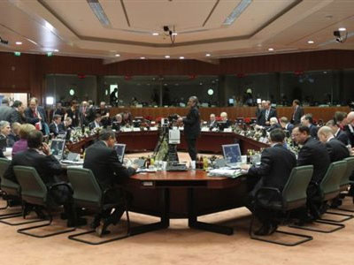 Με νέα αντίποινα στις κυρώσεις της ΕΕ προειδοποιεί η Ρωσία