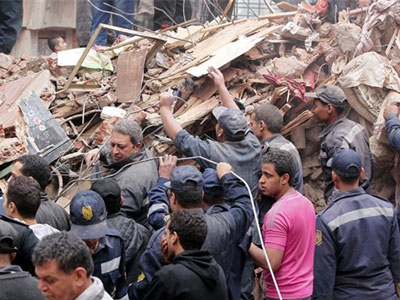 Στους 18 ανήλθαν οι νεκροί από κατάρρευση πολυκατοικίας στο Κάιρο