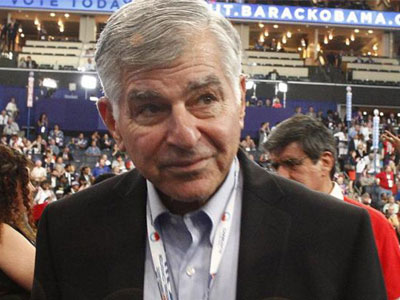 Το όνομα του Μάικλ Δουκάκη στην κεντρική σιδηροδρομική αφετηρία της Βοστώνης