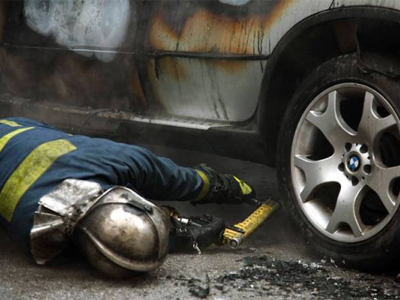 Εύβοια: Αναστάτωση από φωτιά σε πάρκινγκ